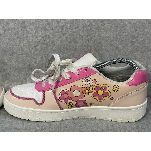 Girls Barbie Low Top Sneakers Pink and white Size 8 - Picture 12 of 15